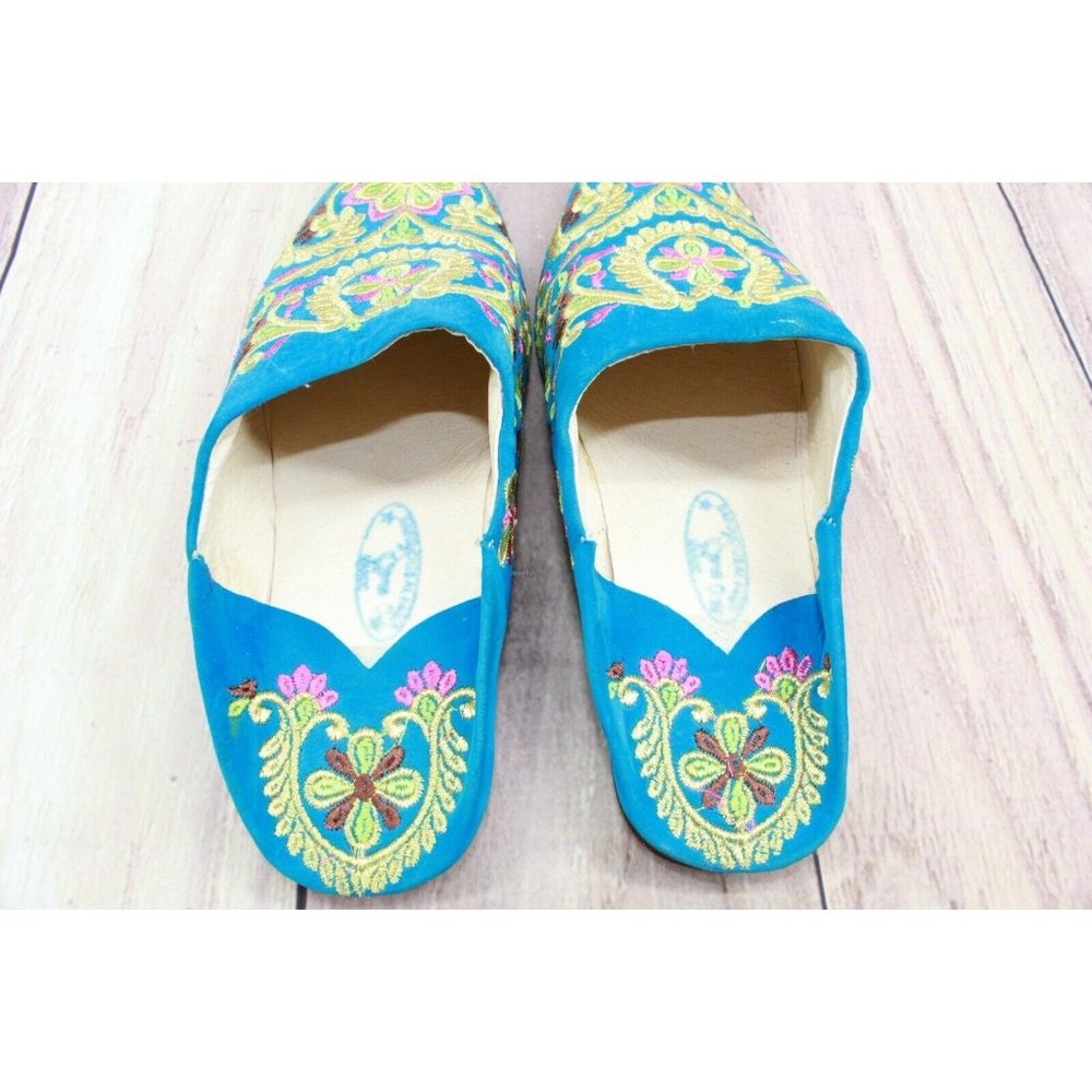 Women's Embroidered Blue Floral Pointed Toe Slip On Mules Flats Shoes Size 7 - Picture 6 of 10
